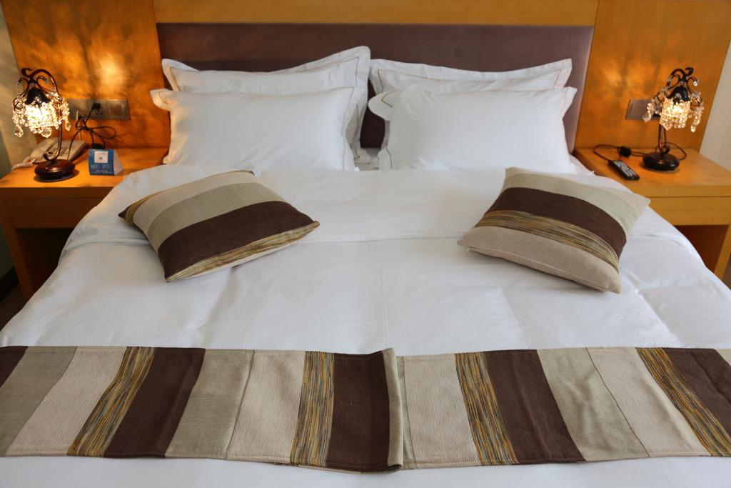 Panshan Tingquan Tuwo Holiday Resort Leshan Δωμάτιο φωτογραφία